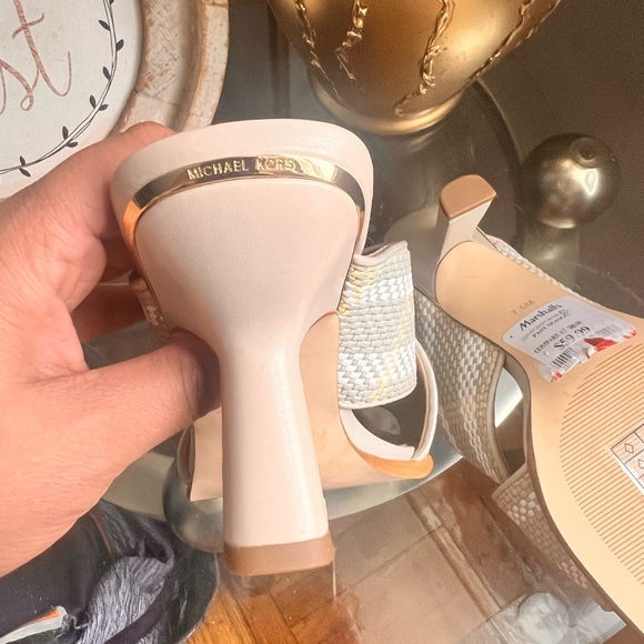 Michael Kors guideon sandals - Picture 5 of 5